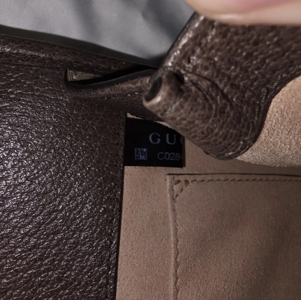 Gucci Rajah leather handbag - Picture 6 of 7